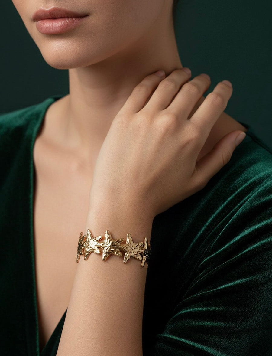 Fancy Textured Star Shaped Bracelet