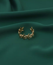 Fancy Textured Star Shaped Bracelet