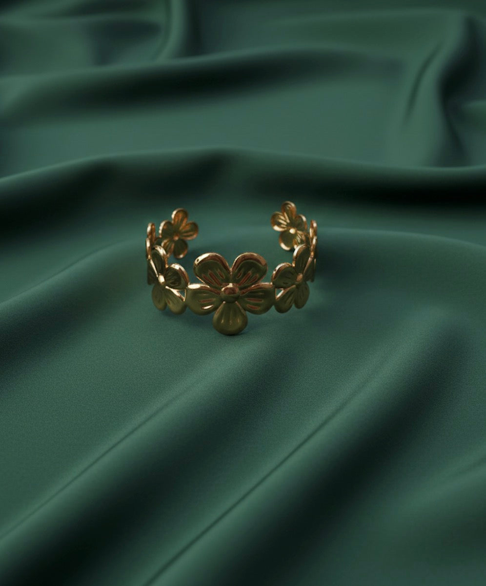 Beautiful Flower Slip-On Bracelet