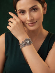 Silver Plated Trendy Bracelet Watch With Fancy Gungroo