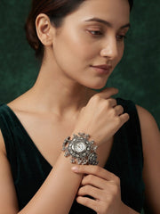 Silver Plated Trendy Bracelet Watch With Fancy Gungroo