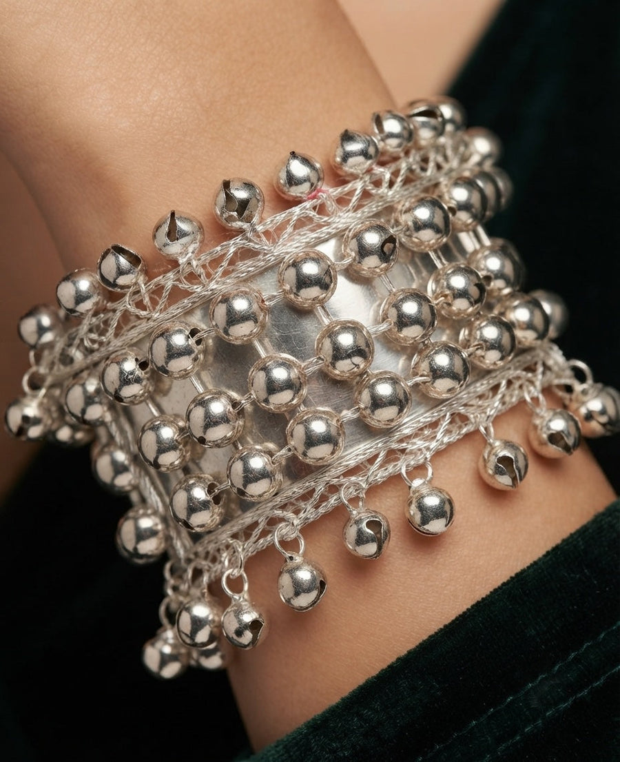 Silver Plated Trendy Bracelet Watch With Fancy Gungroo