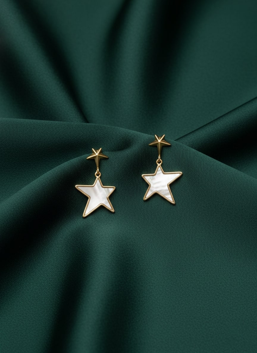 Unique White Star Shaped Earring