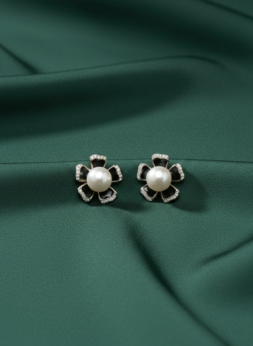 Trendy Flower With Pearl Studs
