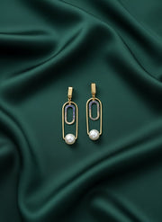 Elegant Pearls Beaded Hoop Earrings