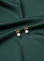 Trendy Bow With Beautiful Pearl Earrings