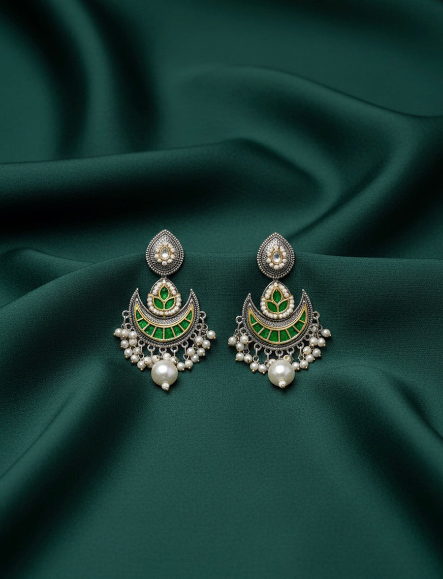 Women Gold & Oxidised Chand Bali Earing