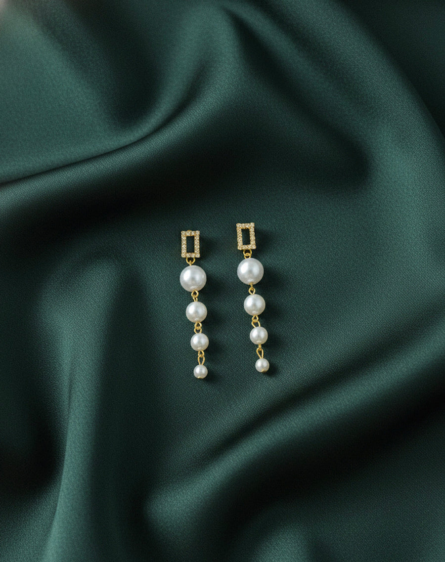Gold Plated Beautiful Pearls Earrings