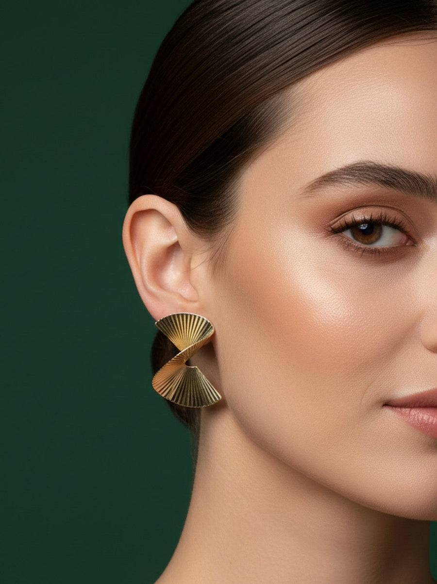 Women Gold Plated Twisted Fan Earing