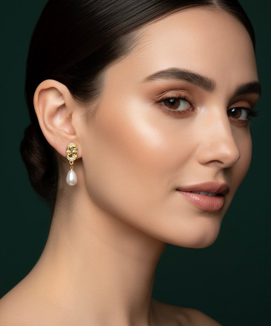 Beautiful Pearl Drop Earring