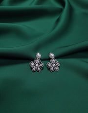 Trendy Pack of 2 Lightweight Mini Studs