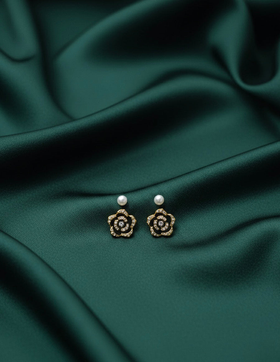 Trendy Pack of 2 Lightweight Mini Studs