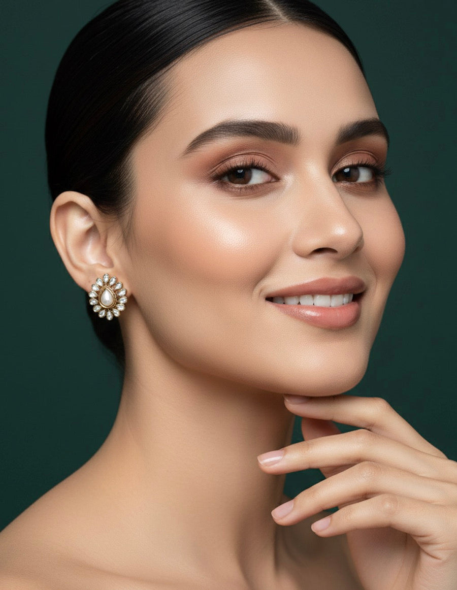 Women Pearl Kundan Earing Studs