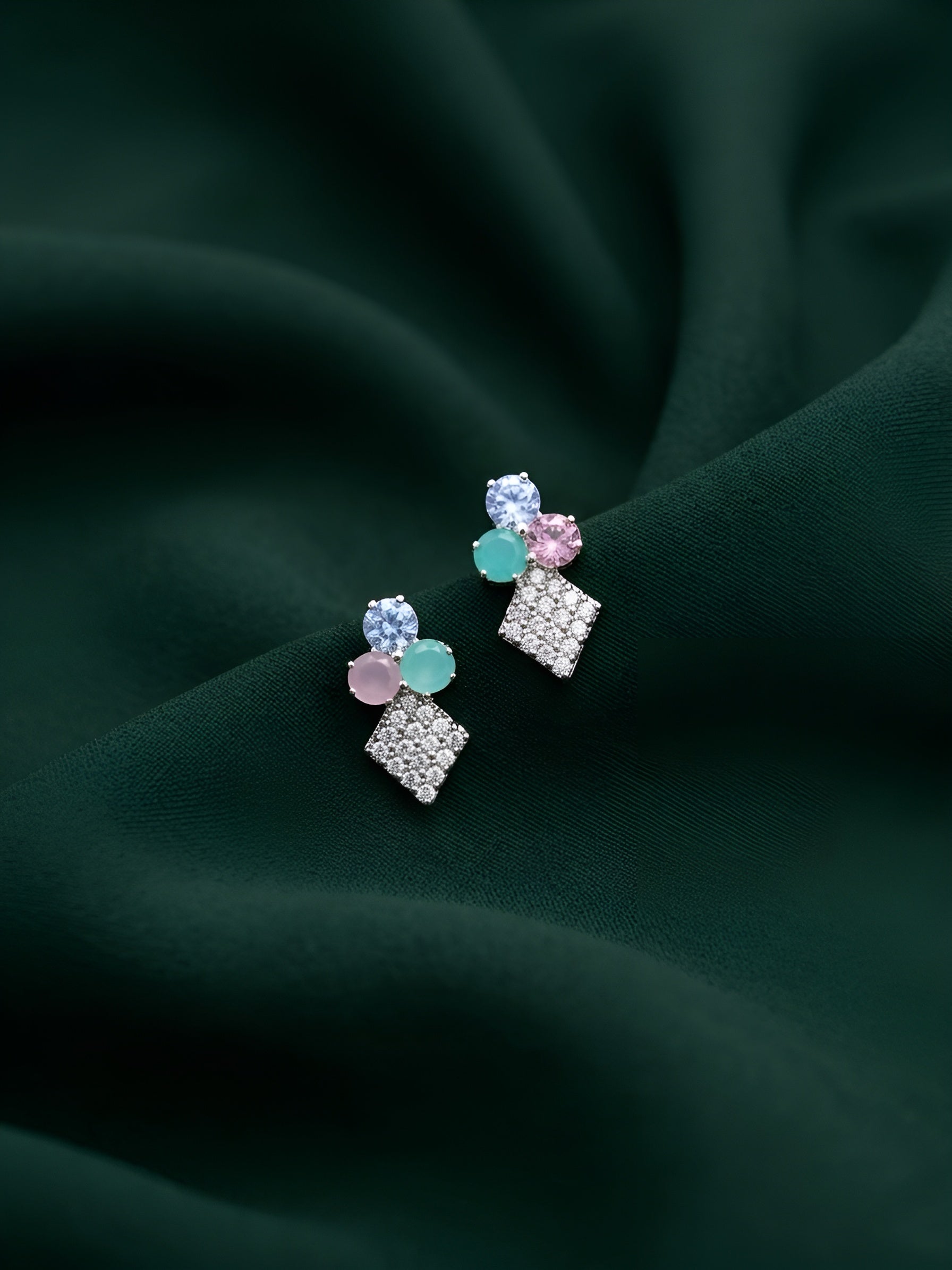 Artificicial diamond earrings