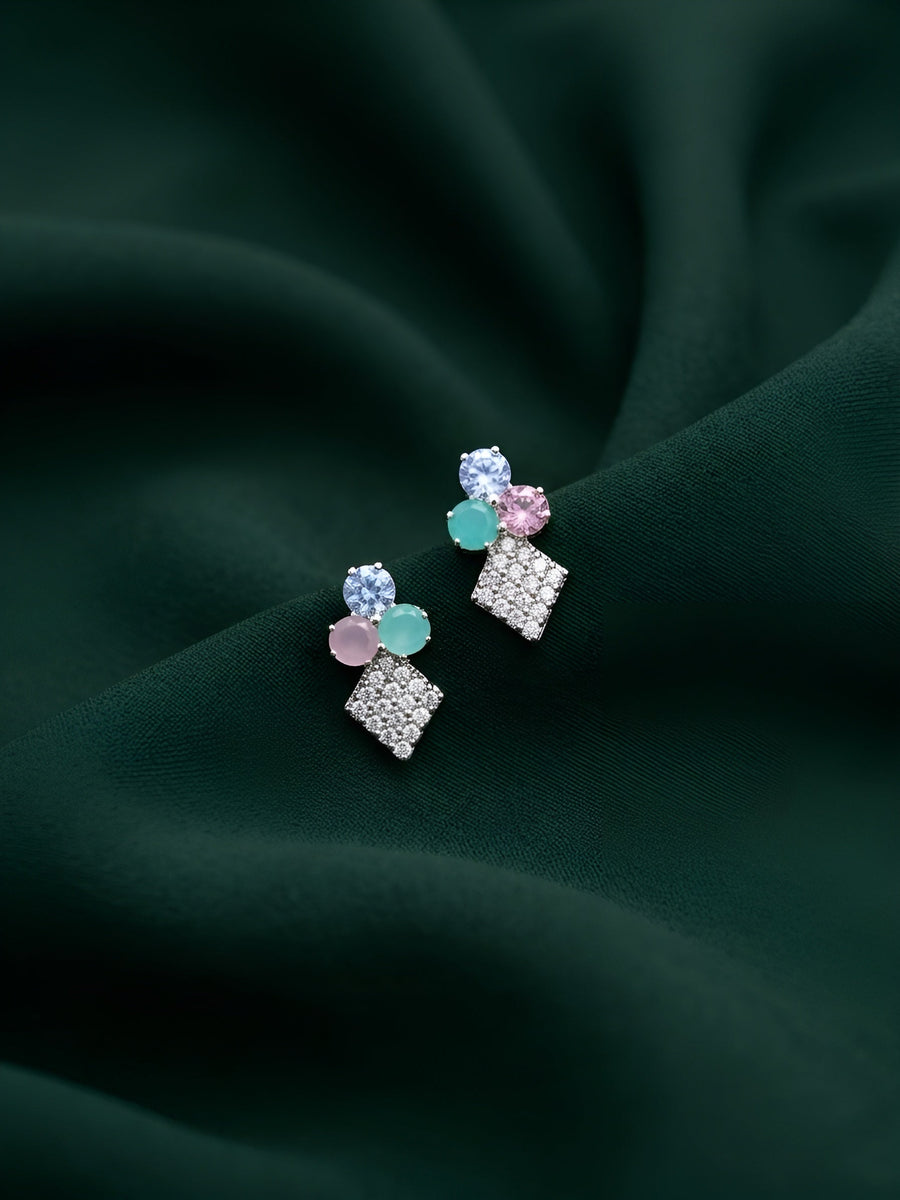 Artificicial diamond earrings