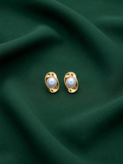 Gold Plated Pearl Mini Studs