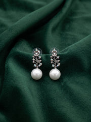 Silver Plated Diamond With Pearls Earrings