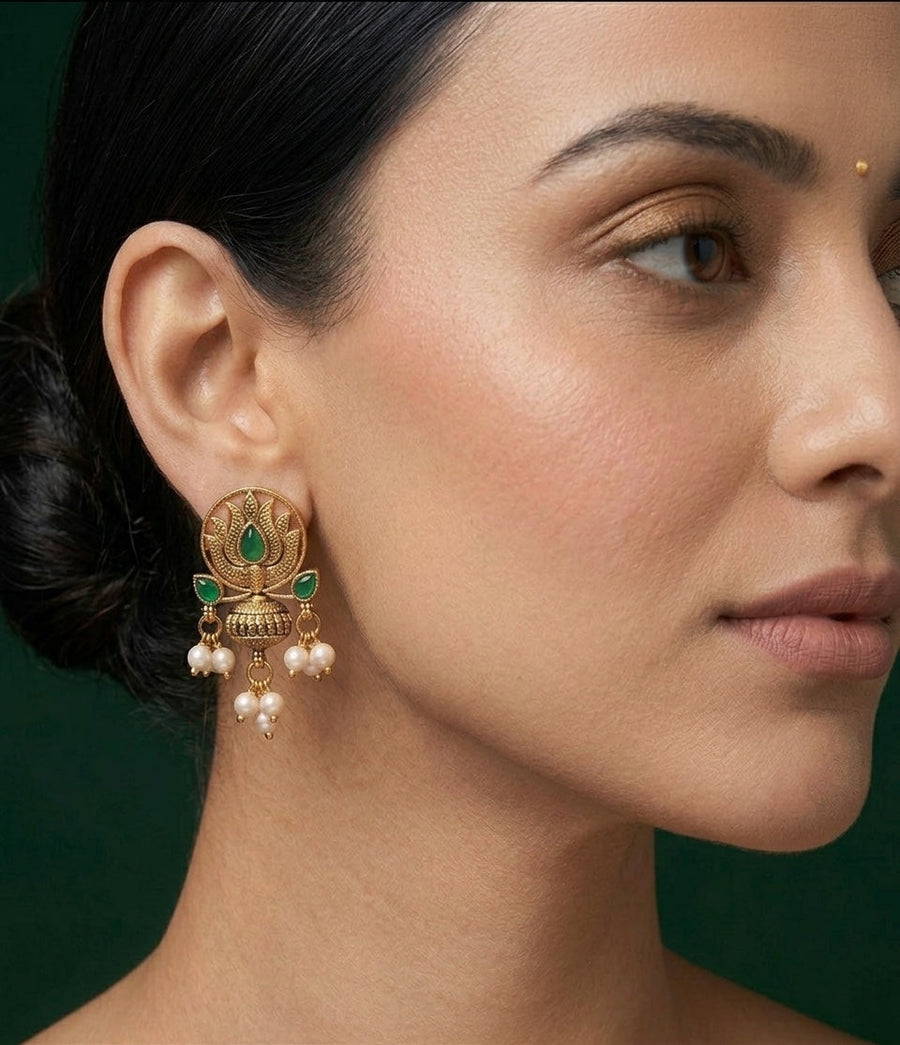 Women Gold-Toned Ethnic Style Pearls & Beaded Earrings