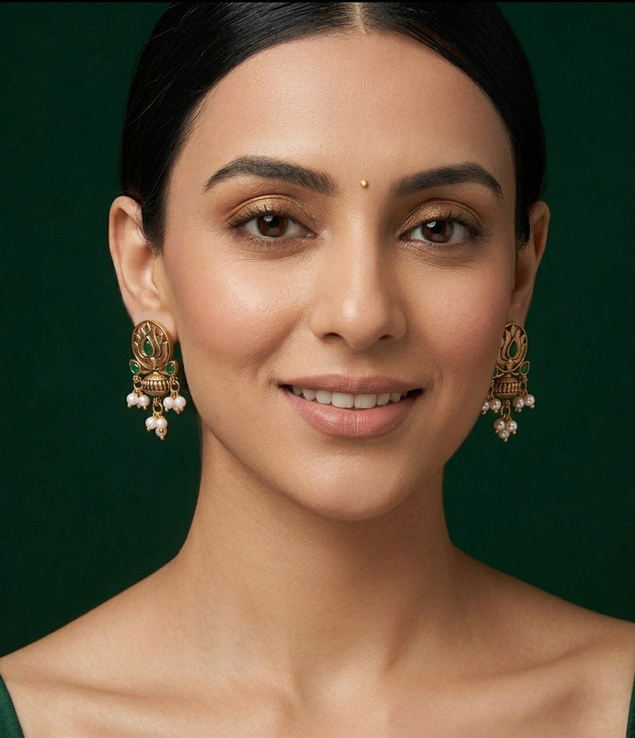 Women Gold-Toned Ethnic Style Pearls & Beaded Earrings