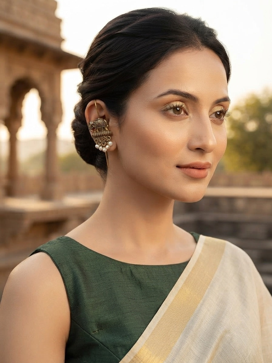 Gold-Toned Elephan Motthif Ear Cuff Earring