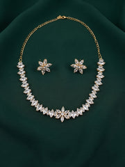 Women Gold Plated Kundan Beaded Jewellery Set