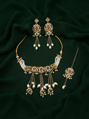 Women Gold Plated Kundan Beaded Choker Jewellery Set With Mang Tikka