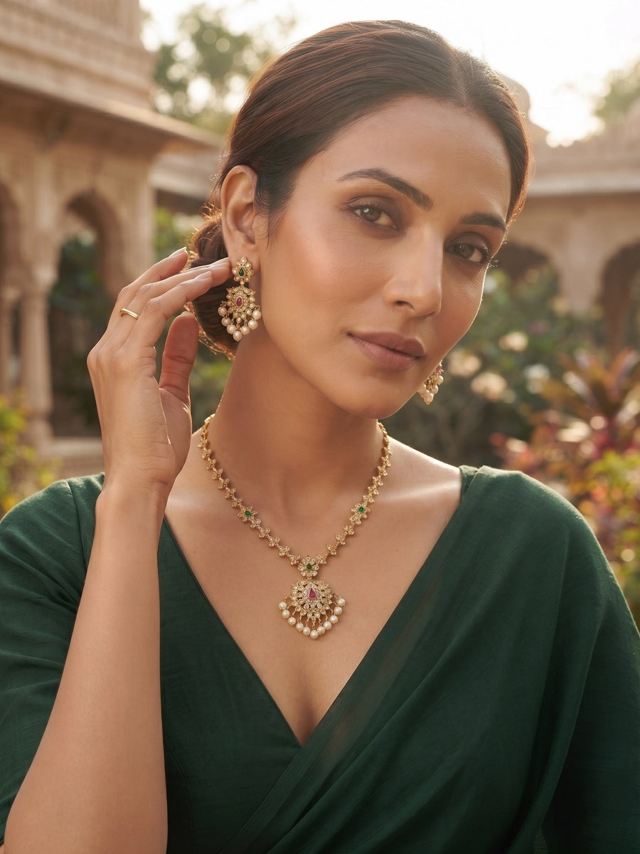 Women Gold Plated Traditional Jewellery Set