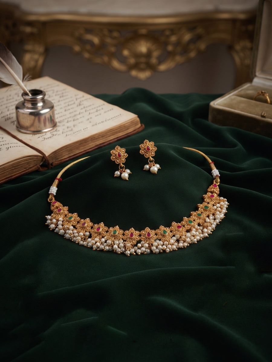 Women Gold Plated Traditional Choker Jewellery Set