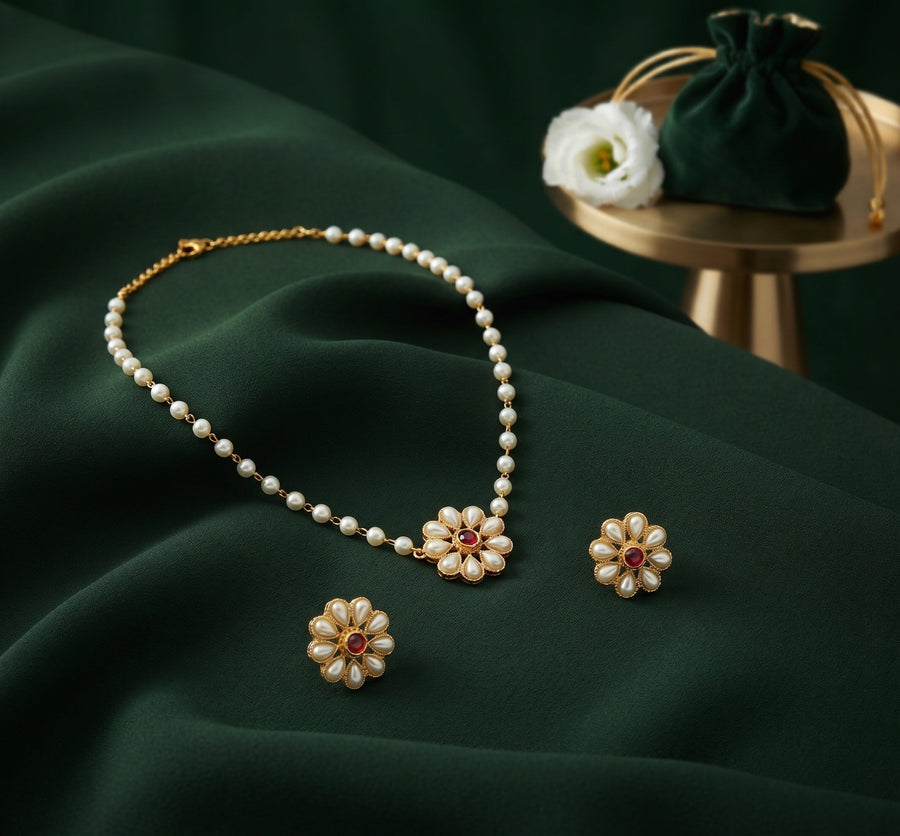 Beautiful White Pearls Minimal Jewellery Set For Women