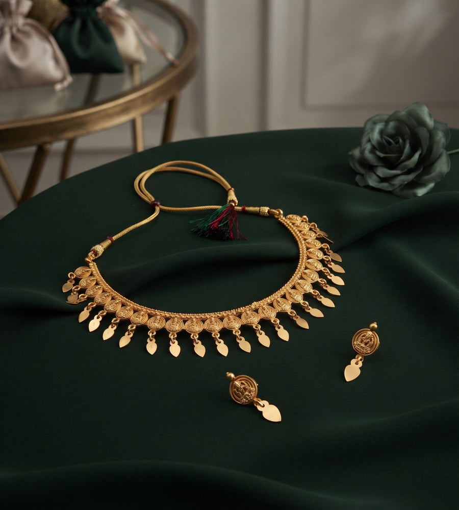 Women Gold Plated Traditional Choker Jewellery Set