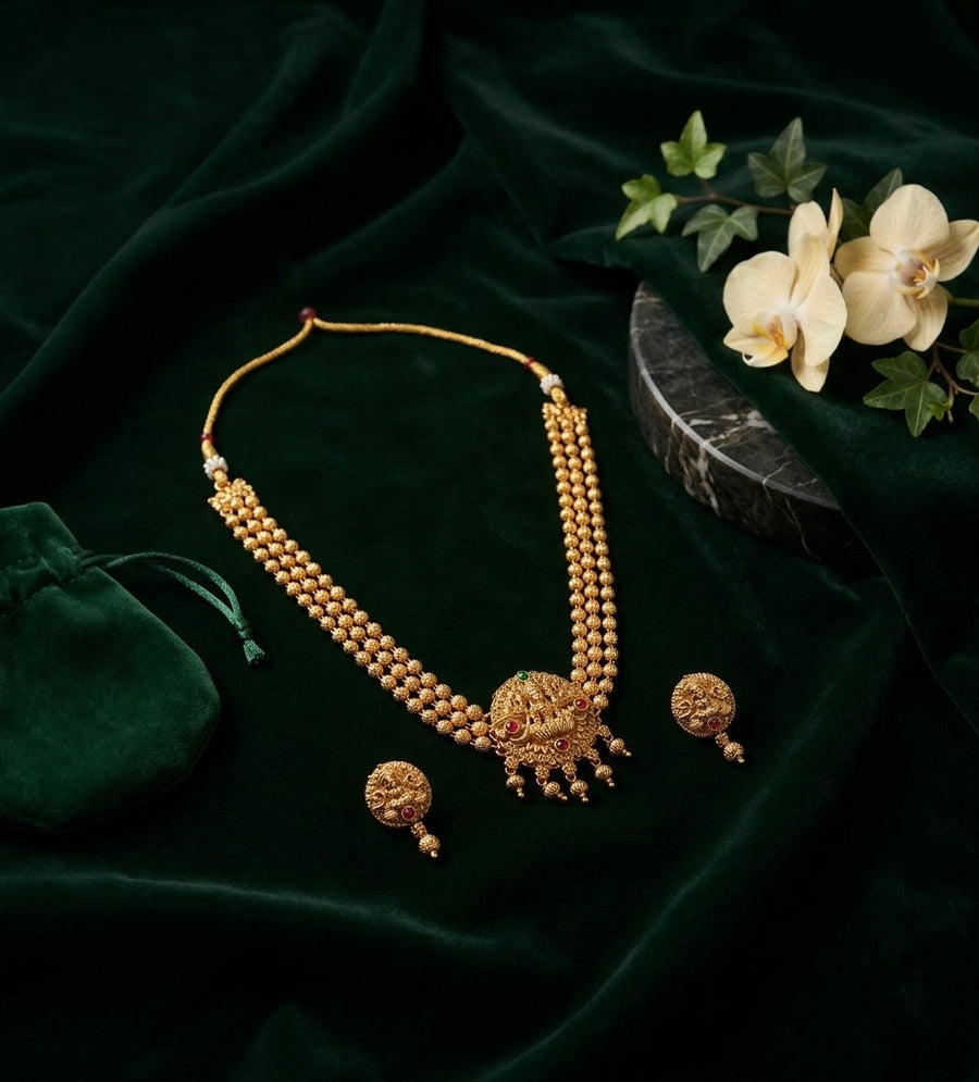 Women Gold Plated Traditional Choker Jewellery Set