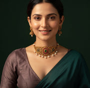 Women Gold Plated Traditional Choker Jewellery Set