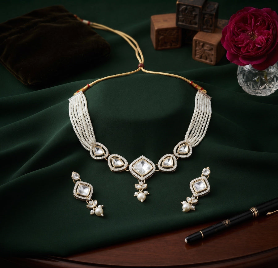 Women Gold Plated Kundan Beaded Jewellery Set