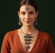 Women Silver Plated Oxidised Jewellery Set With Mang Tikka