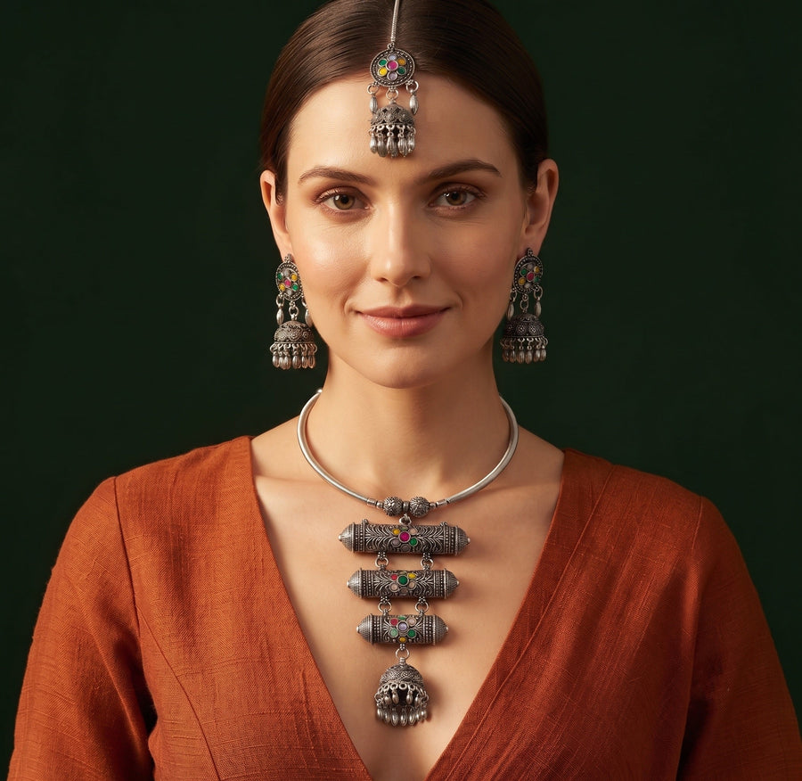 Women Silver Plated Oxidised Jewellery Set With Mang Tikka