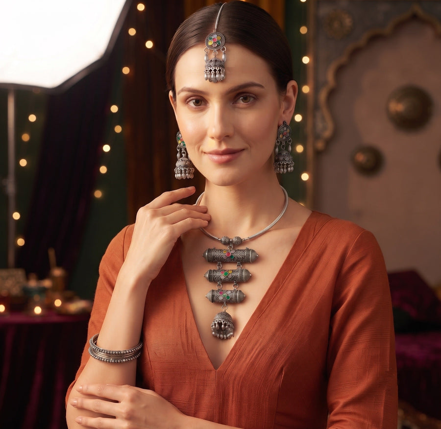 Women Silver Plated Oxidised Jewellery Set With Mang Tikka