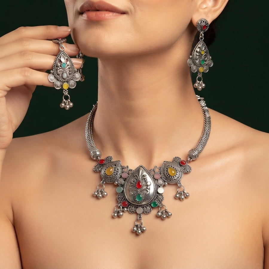 Women Silver Plated Stone Beaded Oxidised Jewellery Set With Mang Tikka