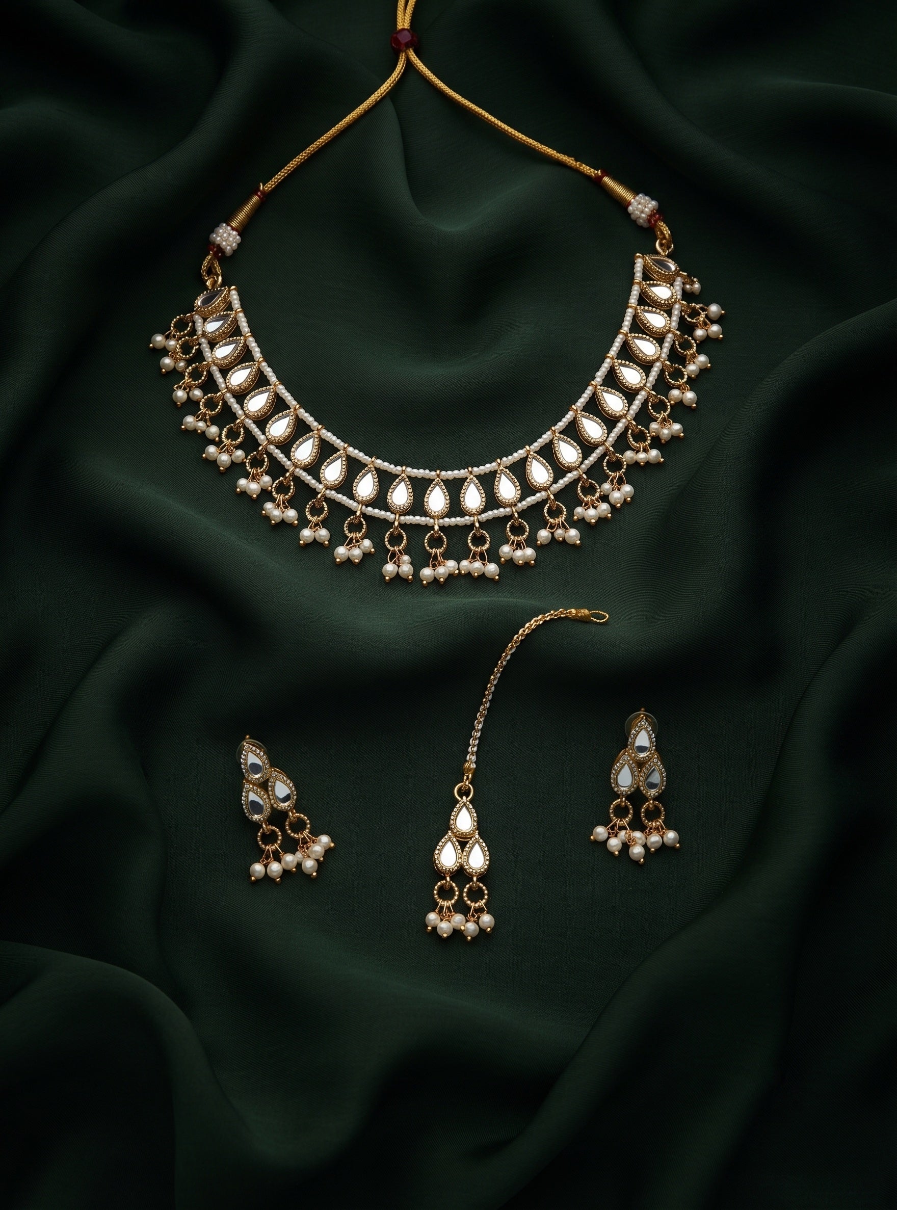 Women Gold Plated Ston Beaded Minimal Jewellery Set With Man Tikka