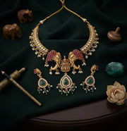Women Gold Plated Ston Beaded Jadau Jewellery Set