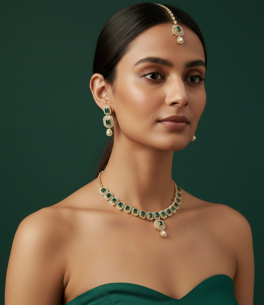 Emerald Kundan Necklace With Earings & Mang Tika