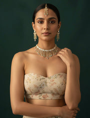 Fancy Emerald Kundan Necklace With Earings & Mang Tika