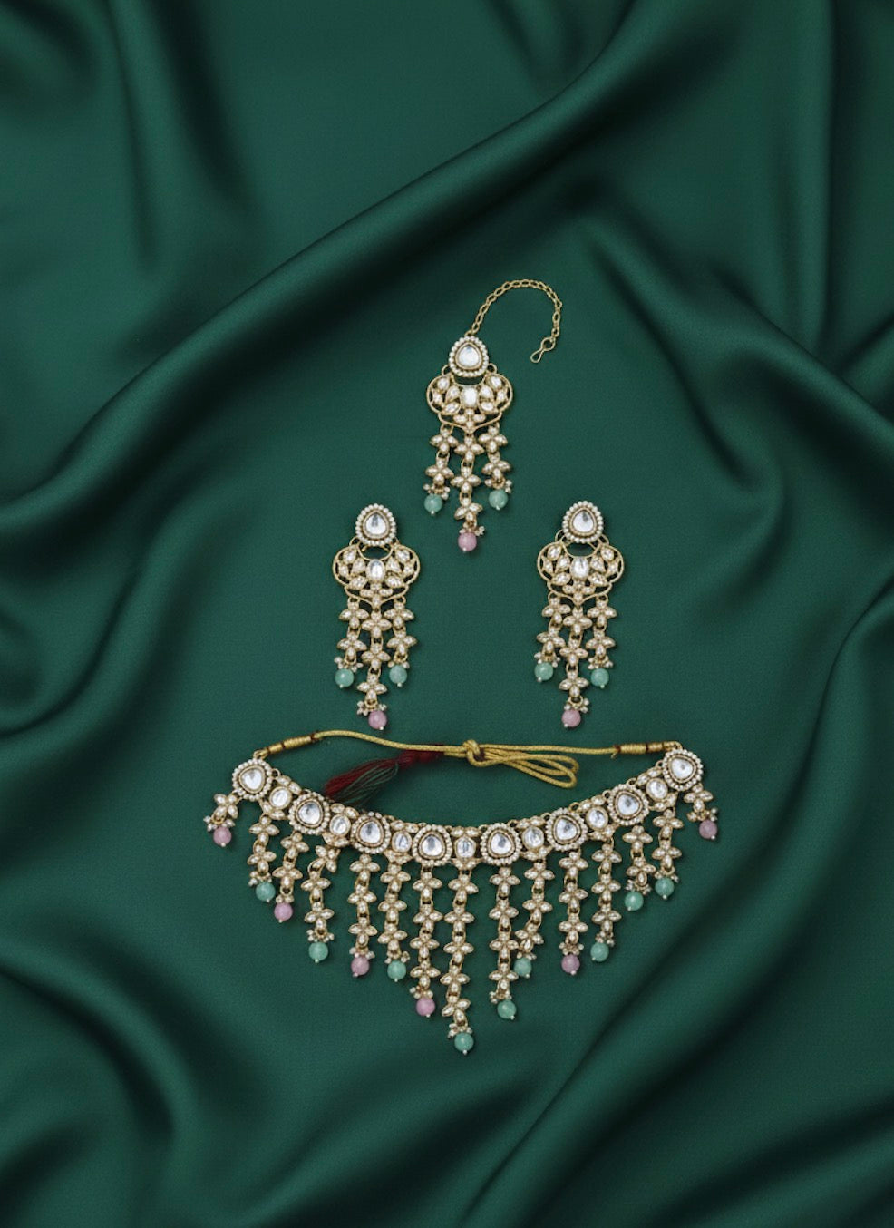 Fancy Emerald Kundan Necklace With Earings & Mang Tika