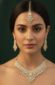 Women Ruby Kundan Necklace With Earings & Mang Tika