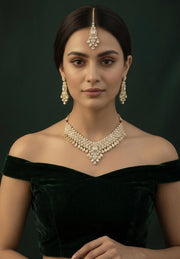 Women Ruby Kundan Necklace With Earings & Mang Tika