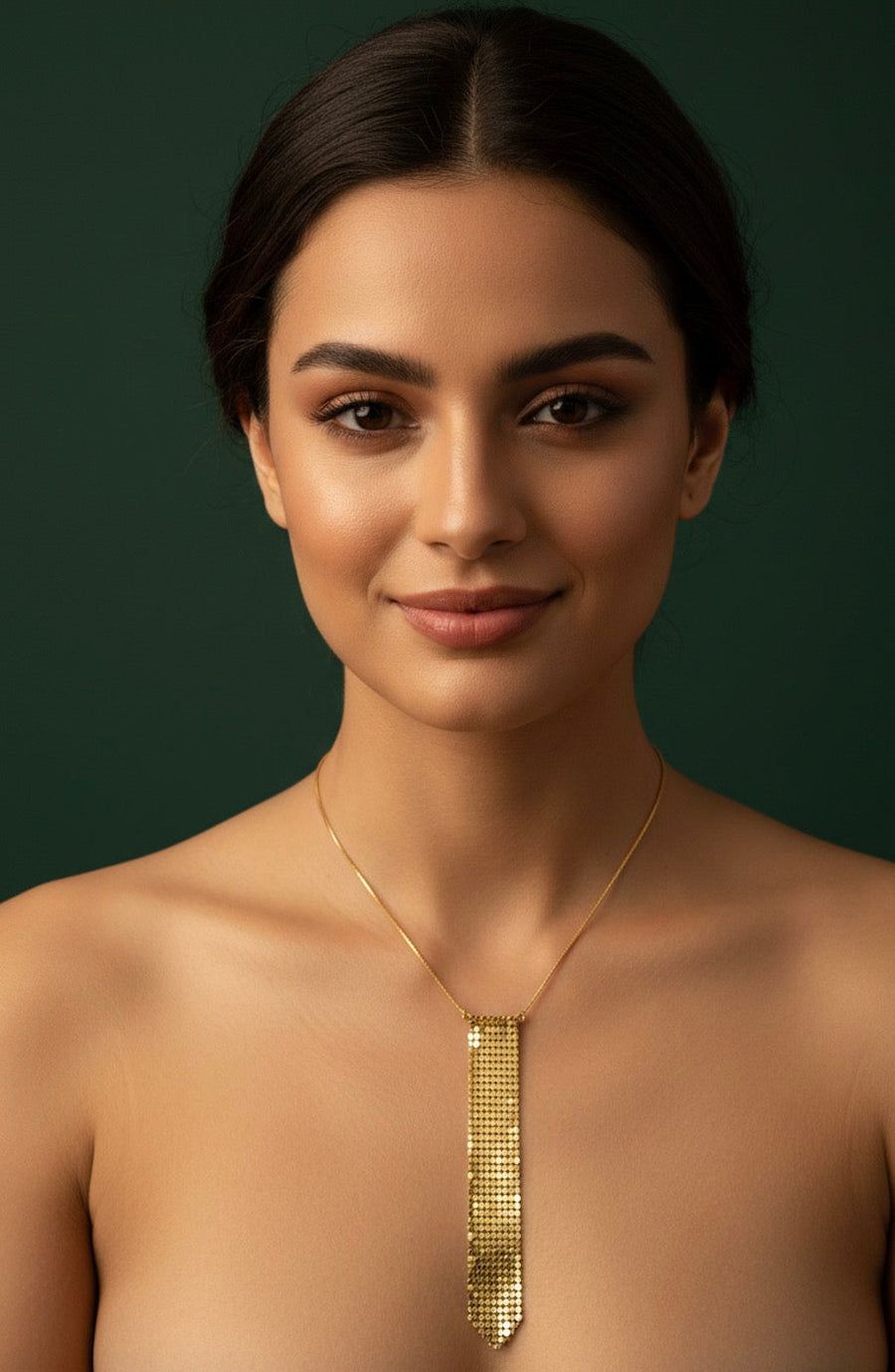 Unique Style Golden Pandent Necklace