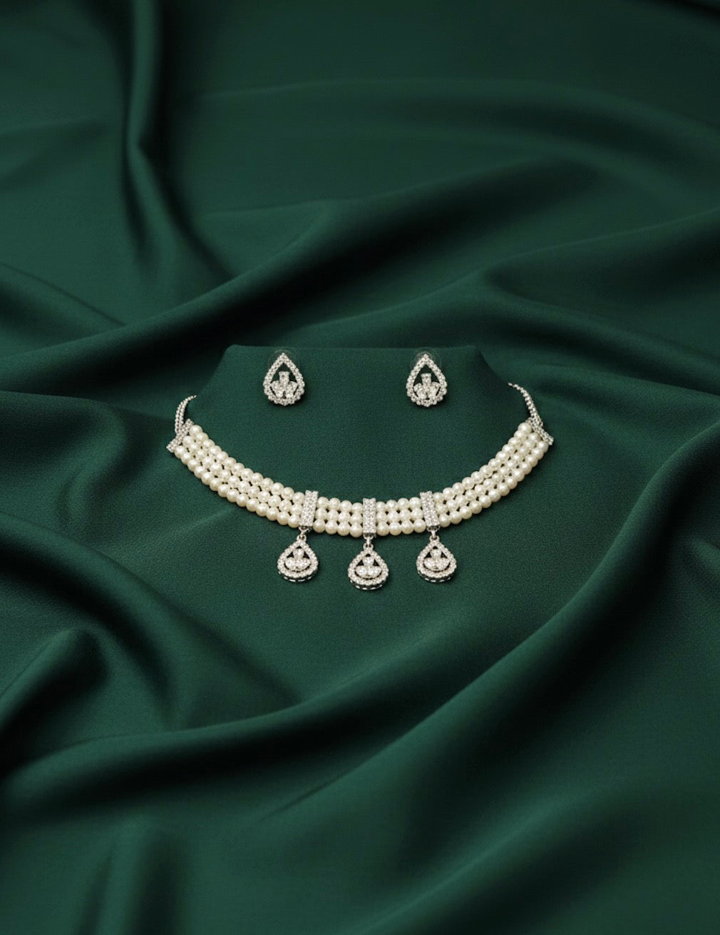 Fancy Pearls & Diamond Choker Necklace With Studs