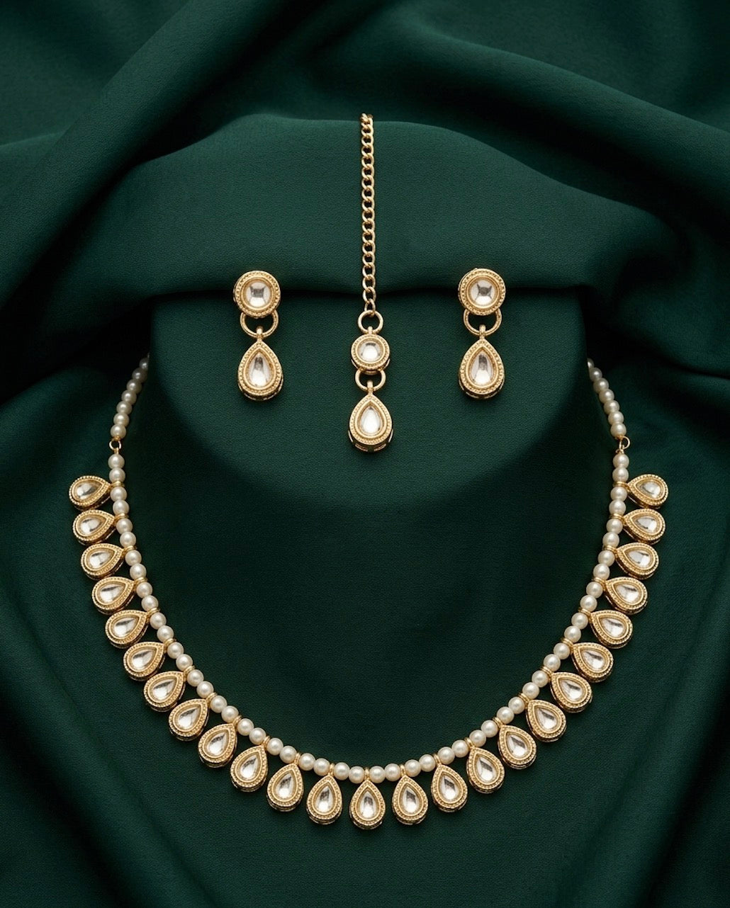Fancy Pearls & Kundan Choker Necklace With Studs
