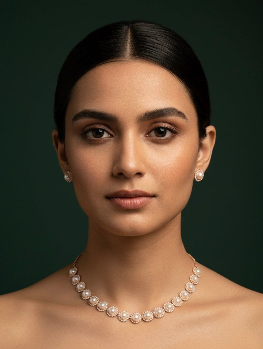Beautiful Pearls Beaded Necklace With Studs