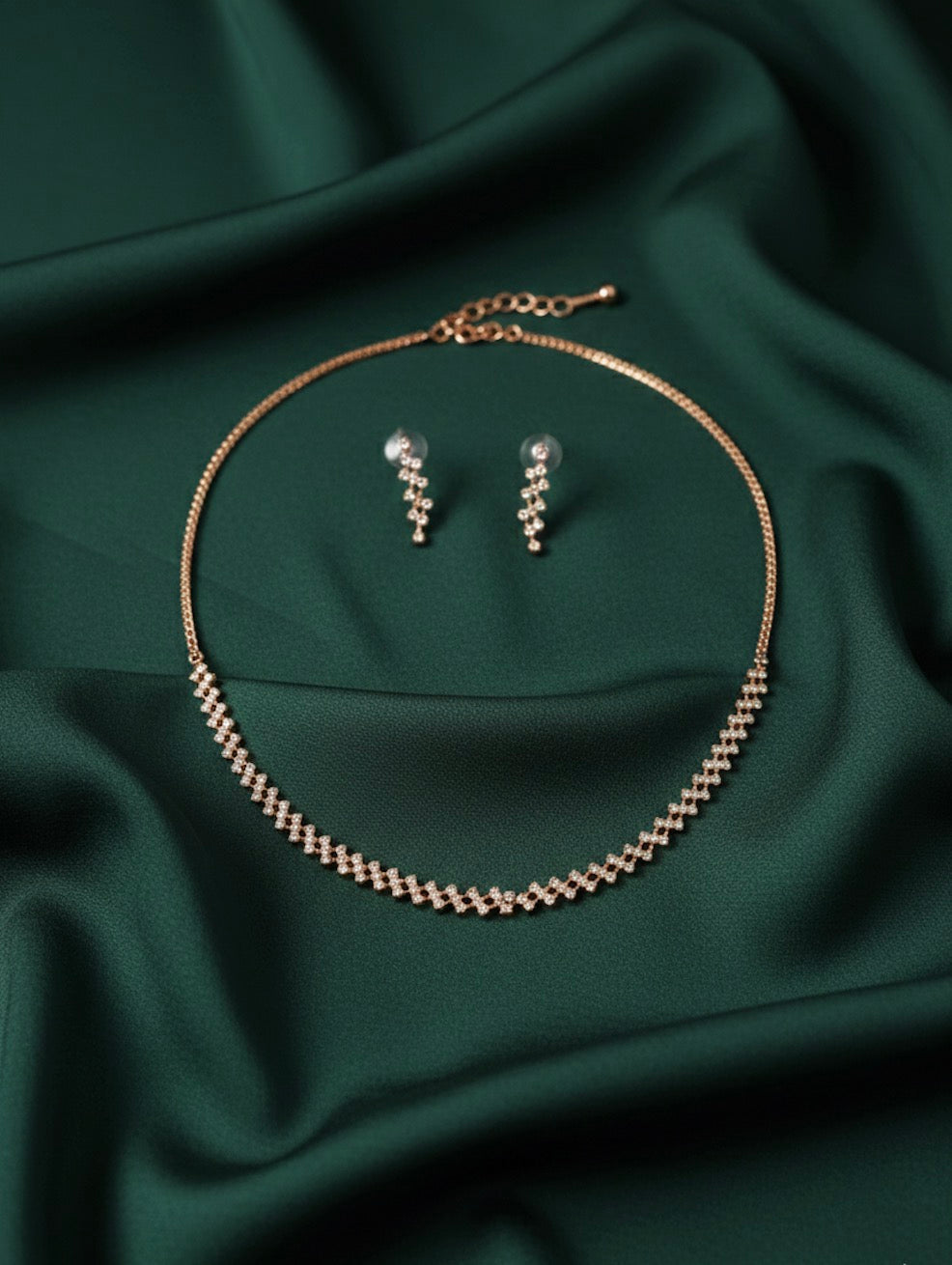 Elegant Rose Gold Plated Necklace With Earrings