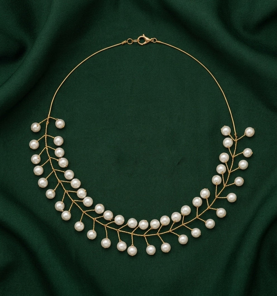 Women Gold-Plated Pearls Beaded Necklace